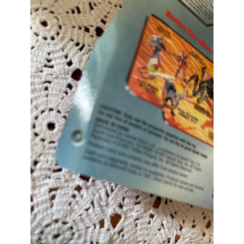 VINTAGE 1997 GALOOB STARSHIP TROOPERS CARMEN IBANEZ ACTION FIGURE Bug Thrasher! - Picture 3 of 9